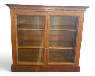 Colonial Style Wood China Cabinet