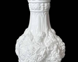Vintage Imperial Milk Glass Loganberry Vase