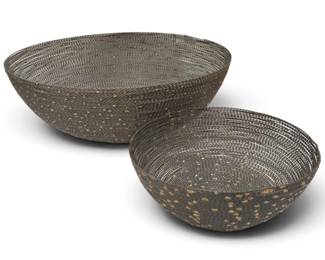 TWO DECORATIVE STEEL WIRE FRUIT BOWL BASKETS
