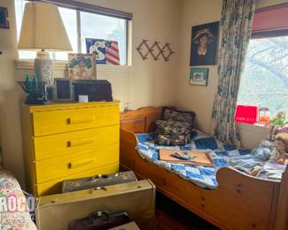 Please join Roman and Company this weekend for Part Two of our residential estate sale at 2112 Woodfin Dr, EPTX 79925. Hundreds of new items added including jewelry, antiques, clothes, decor, art, antique automobiles, 1992 Chrysler New Yorker, 1950’s working Coca Cola machine, beer signs, books, albums, Victrola, several pianos, sewing machines and much more! Images available at https://www.romancoestatesales.com/events-1/part-2-estate-sale-at-2112-woodfin-drive-eptx-79925 WHERE: 2112 Woodfin Dr, EPTX 79925 WHEN: SAT 09/19/26 8A-2P and SUN 09/20/26 9A-2P No prices offered prior to sale date. All items are sold in “as-is” condition. Buyers are responsible for removing all purchased merchandise by sale closing date/time. Please bring assistance to load large and/or heavy items. Credit cards accepted with minimum $20.00 purchase. We look forward to seeing you at the sale!