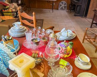 Please join Roman and Company this weekend for Part Two of our residential estate sale at 2112 Woodfin Dr, EPTX 79925. Hundreds of new items added including jewelry, antiques, clothes, decor, art, antique automobiles, 1992 Chrysler New Yorker, 1950’s working Coca Cola machine, beer signs, books, albums, Victrola, several pianos, sewing machines and much more! Images available at https://www.romancoestatesales.com/events-1/part-2-estate-sale-at-2112-woodfin-drive-eptx-79925 WHERE: 2112 Woodfin Dr, EPTX 79925 WHEN: SAT 09/19/26 8A-2P and SUN 09/20/26 9A-2P No prices offered prior to sale date. All items are sold in “as-is” condition. Buyers are responsible for removing all purchased merchandise by sale closing date/time. Please bring assistance to load large and/or heavy items. Credit cards accepted with minimum $20.00 purchase. We look forward to seeing you at the sale!