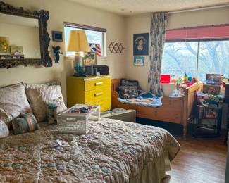 Please join Roman and Company this weekend for Part Two of our residential estate sale at 2112 Woodfin Dr, EPTX 79925. Hundreds of new items added including jewelry, antiques, clothes, decor, art, antique automobiles, 1992 Chrysler New Yorker, 1950’s working Coca Cola machine, beer signs, books, albums, Victrola, several pianos, sewing machines and much more! Images available at https://www.romancoestatesales.com/events-1/part-2-estate-sale-at-2112-woodfin-drive-eptx-79925 WHERE: 2112 Woodfin Dr, EPTX 79925 WHEN: SAT 09/19/26 8A-2P and SUN 09/20/26 9A-2P No prices offered prior to sale date. All items are sold in “as-is” condition. Buyers are responsible for removing all purchased merchandise by sale closing date/time. Please bring assistance to load large and/or heavy items. Credit cards accepted with minimum $20.00 purchase. We look forward to seeing you at the sale!