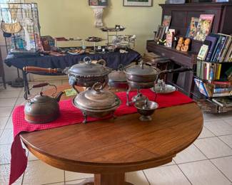 Please join Roman and Company this weekend for Part Two of our residential estate sale at 2112 Woodfin Dr, EPTX 79925. Hundreds of new items added including jewelry, antiques, clothes, decor, art, antique automobiles, 1992 Chrysler New Yorker, 1950’s working Coca Cola machine, beer signs, books, albums, Victrola, several pianos, sewing machines and much more! Images available at https://www.romancoestatesales.com/events-1/part-2-estate-sale-at-2112-woodfin-drive-eptx-79925 WHERE: 2112 Woodfin Dr, EPTX 79925 WHEN: SAT 09/19/26 8A-2P and SUN 09/20/26 9A-2P No prices offered prior to sale date. All items are sold in “as-is” condition. Buyers are responsible for removing all purchased merchandise by sale closing date/time. Please bring assistance to load large and/or heavy items. Credit cards accepted with minimum $20.00 purchase. We look forward to seeing you at the sale!