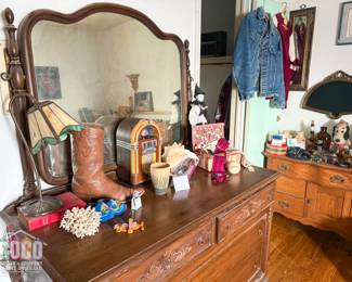 Please join Roman and Company this weekend for Part Two of our residential estate sale at 2112 Woodfin Dr, EPTX 79925. Hundreds of new items added including jewelry, antiques, clothes, decor, art, antique automobiles, 1992 Chrysler New Yorker, 1950’s working Coca Cola machine, beer signs, books, albums, Victrola, several pianos, sewing machines and much more! Images available at https://www.romancoestatesales.com/events-1/part-2-estate-sale-at-2112-woodfin-drive-eptx-79925 WHERE: 2112 Woodfin Dr, EPTX 79925 WHEN: SAT 09/19/26 8A-2P and SUN 09/20/26 9A-2P No prices offered prior to sale date. All items are sold in “as-is” condition. Buyers are responsible for removing all purchased merchandise by sale closing date/time. Please bring assistance to load large and/or heavy items. Credit cards accepted with minimum $20.00 purchase. We look forward to seeing you at the sale!