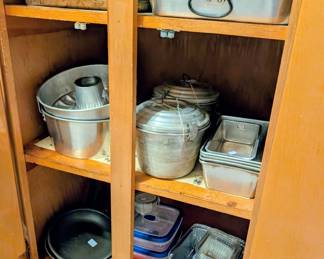 Vintage bakeware