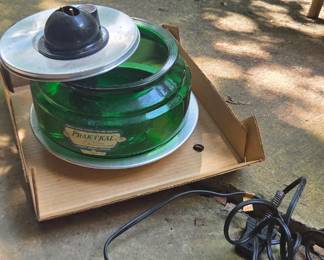 #120 Vintage Prak-T-Kal Automatic Vaporizer Humidifier in box $35.00