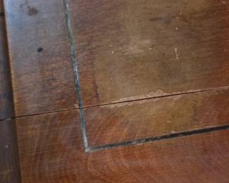#48 laminate wood table (as-is project piece finish issues) 21x28x20 $25.00