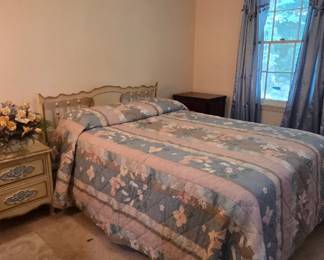#40 Full Headboard and foot board 3 slats with side rails (as-is finish issues) $30.00