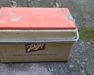 #94 Vintage Schlitz metal picnic cooler/ice chest $45.00