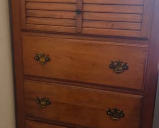 #64 Flanders wood dresser 4 drawers 30x17x44 $45.00