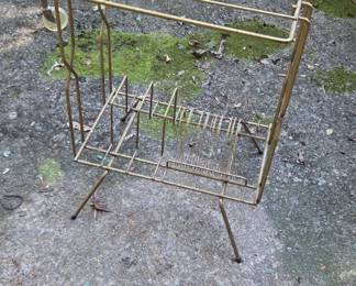 #96 Mid Century wire record rack record player holder 16x15x23 $45.00
