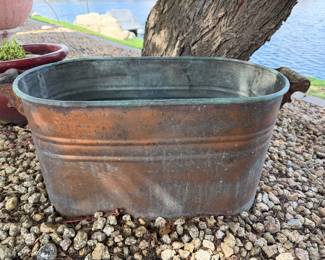 Antique brass tub