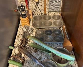 Vintage kitchen things