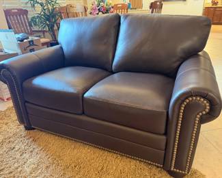 Wellington love seat, high grade leather furniture 