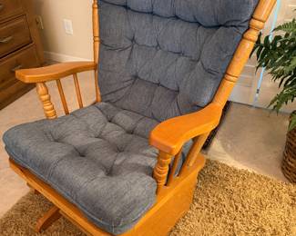 Steiners Amish oak wing back platform rocker