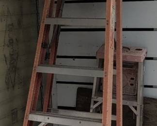 Werner Fiberglass Stepladder