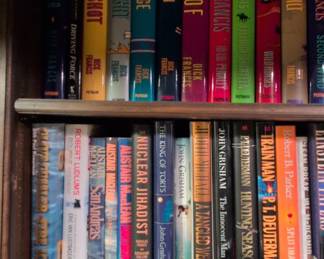 Books Vintage Thriller and Mystery Hardcover Novels by Dick Francis, Alistair MacLean, John Grisham, and Robert B. Parker