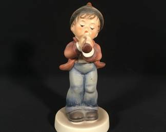 Hummel Figurine Serenade