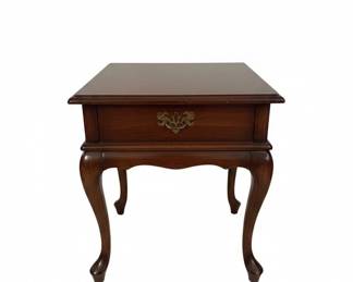 Queen Anne Style Mahogany End Table by Drexel Heritage