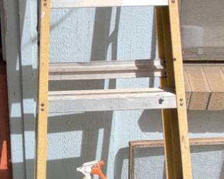 Werner ft Fiberglass Step Ladder