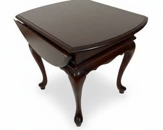 Ethan Allen Georgian Court Queen Anne Style DropLeaf Side Table