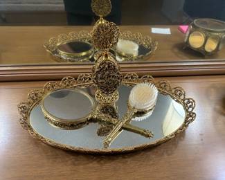Vintage dresser set