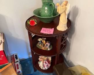 Mahogany 2 tier antique table (2)