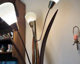MCM tension pole lamp-original globes