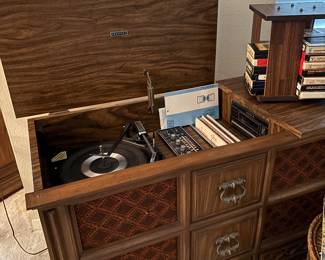 Zenith Solid-State Console Stereo