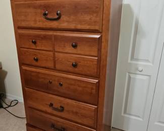 Kathy Ireland Home Chest of Drawers