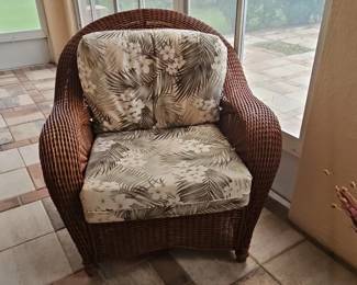 Wicker Armchair with Two Cushions