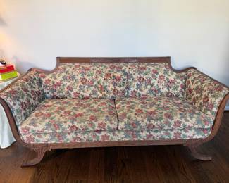 vintage/antique-style exposed-wood sofa/settee