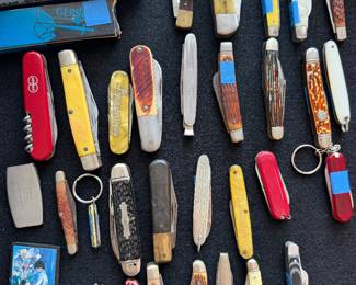 Pocket knife collection