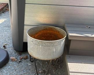 Smaller Metal Planter $35