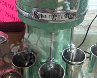 Hamilton Beach vintage malt machine