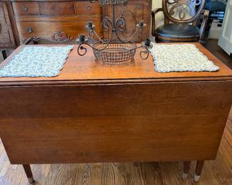 Beautiful Drop Leaf Table