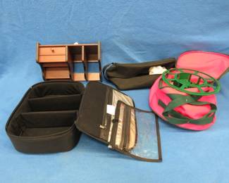 Lot 86. Travel bags, desk caddy, and a Christmas light storage bag