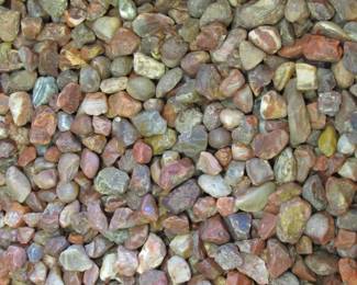 Lot 371. Over 3 lbs. of agates.