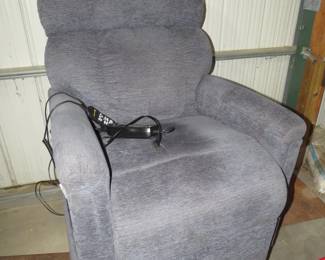 Lot 26. Golden Technologies Comfort Zone powered lift chair less than one year old in very good condition.