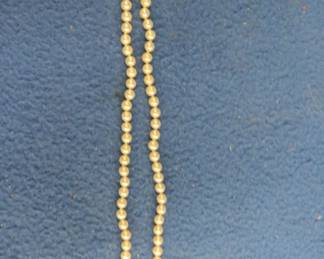 Lot 242. 18 inches pearl necklace