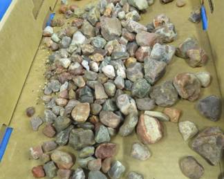 Lot 218. 4 lbs. 13 oz. pounds of agates, mostly from Lake Superior area