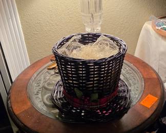 Side Table - Crystal Lamp - We have 2