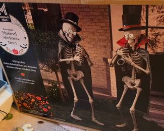 Dancing Skeletons