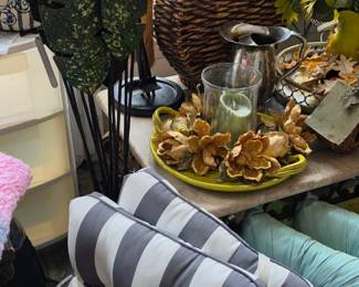 Outdoor Pillows - Home Decor
