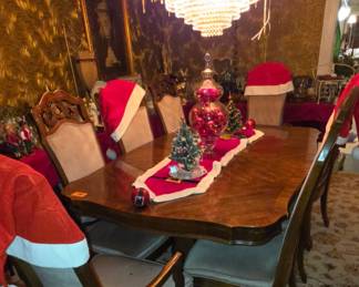 Dining Room Table with 8 Chairs and 3 Leaves