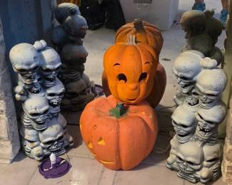 Lots of Halloween Decor