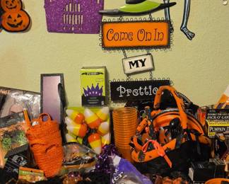 Halloween Decor