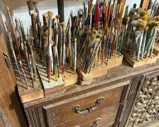 paint brushes