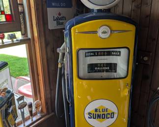 Sunoco Blue Bennet Pump w/ wine rack inside
