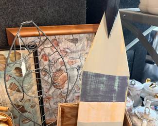 Coastal decor, shells, oar